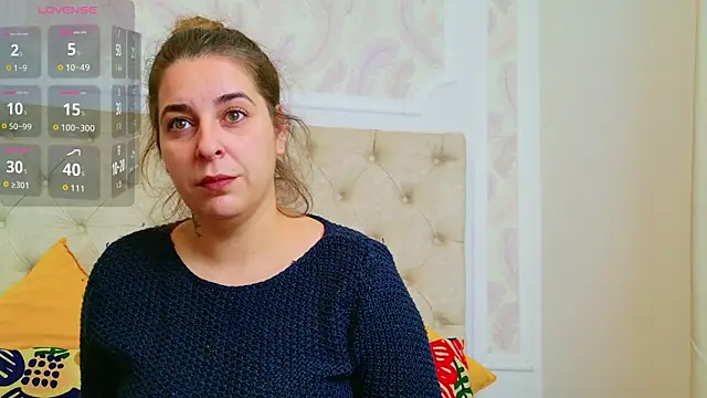 KarinaNoir online show from 7, 10, 2025