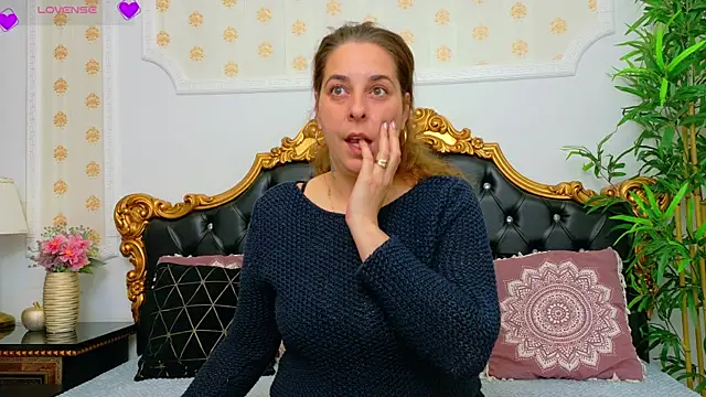 KarinaNoir online show from 25, 4, 2026