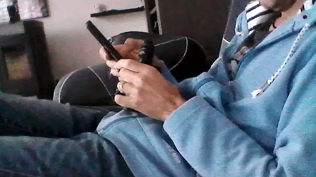 Snapshot of mickzizi chatting on 7, 10, 2025 mickzizi online show from 7, 10, 2025