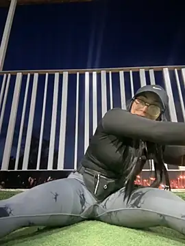 Snapshot of sophie_cute66 chatting on 3, 10, 2025 sophie cute66 online show from 3, 10, 2025