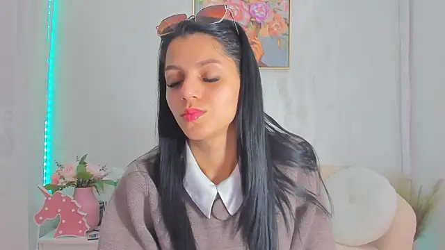 Sarabecker online show from 25, 4, 2026