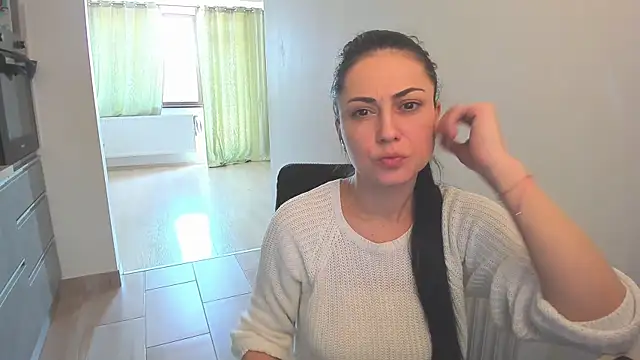 OliviaSirena online show from 6, 3, 2026