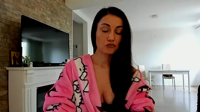 OliviaSirena online show from 27, 3, 2026