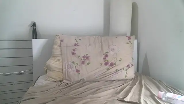 Snapshot of bonbonitaa chatting on 12, 1, 2025 bonbonitaa online show from 12, 1, 2025