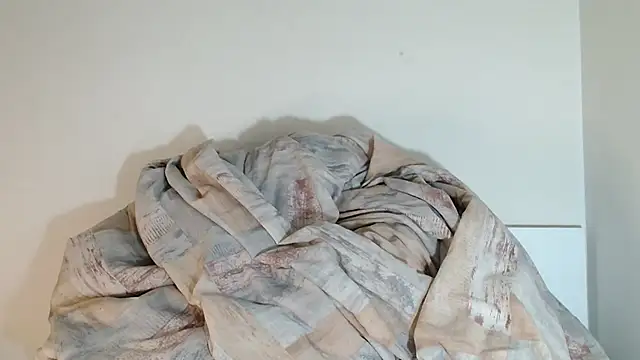 Snapshot of bonbonitaa chatting on 30, 11, 2025 bonbonitaa online show from 30, 11, 2025