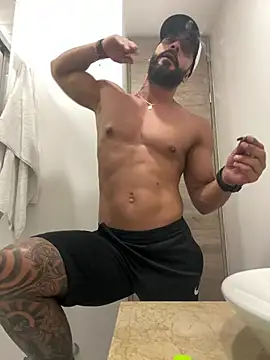 romeolovedark online show from 22, 4, 2026