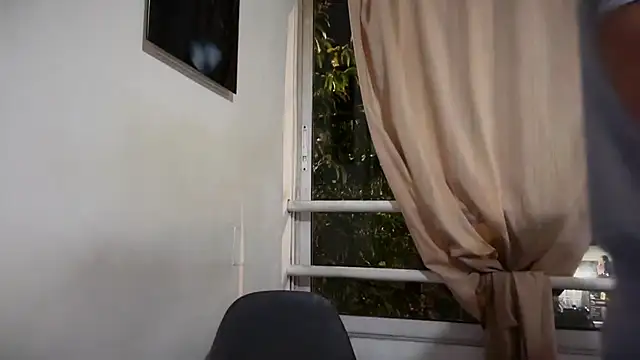 romeolovedark online show from 27, 4, 2026