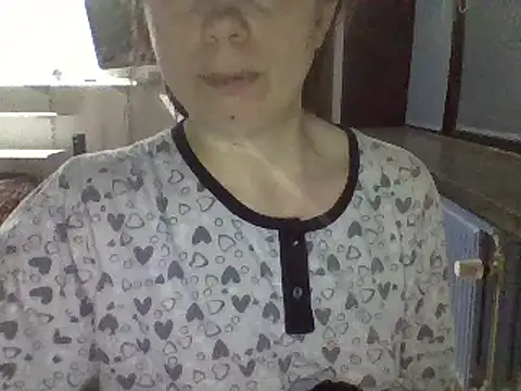 Snapshot of Moi_Lina chatting on 1, 12, 2025 Moi Lina online show from 1, 12, 2025