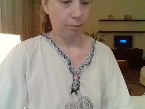 Moi Lina online show from 21, 6, 2026