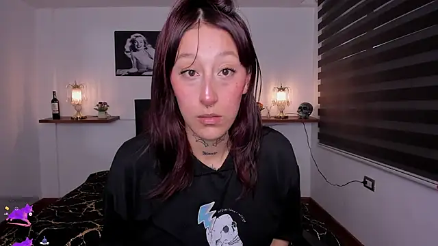 Mariana Joness online show from 3, 10, 2025