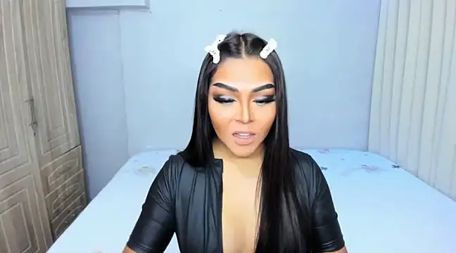 Snapshot of shantal_r0mance chatting on 6, 2, 2025 shantal r0mance online show from 6, 2, 2025