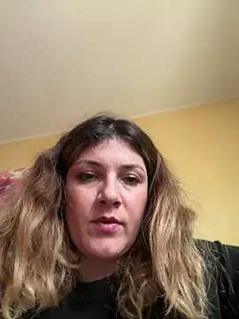 Snapshot of DaisyVibesss chatting on 10, 1, 2025 DaisyVibesss online show from 10, 1, 2025