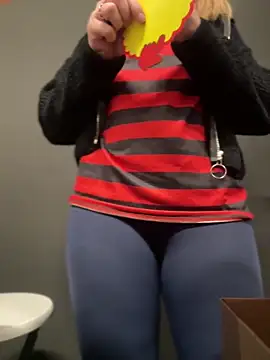 Snapshot of DaisyVibesss chatting on 15, 3, 2025 DaisyVibesss online show from 15, 3, 2025