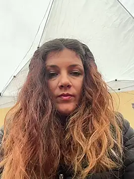 Snapshot of DaisyVibesss chatting on 1, 3, 2026 DaisyVibesss online show from 1, 3, 2026