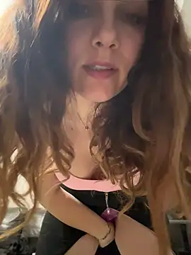 DaisyVibesss online show from 9, 5, 2026