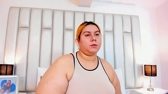 aandreaperez online show from 7, 2, 2025