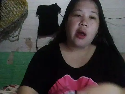 hotsexylyn online show from 2, 12, 2025