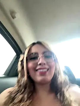 Snapshot of ValeriaHot69 chatting on 19, 11, 2025 ValeriaHot69 online show from 19, 11, 2025