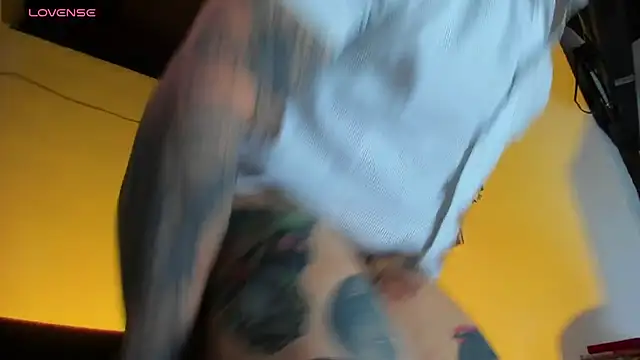 CamiloGray  online show from 13, 9, 2025