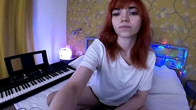 Snapshot of olivka-flower chatting on 3, 12, 2025 olivka-flower online show from 3, 12, 2025