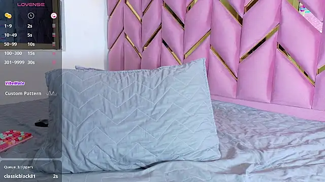 hornyhousekeeper  online show from 10, 9, 2025