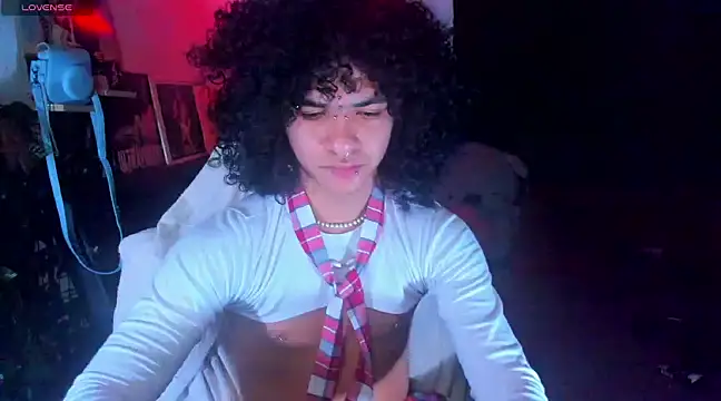 Snapshot of sweetvond_ chatting on 2, 3, 2025 sweetvond online show from 2, 3, 2025