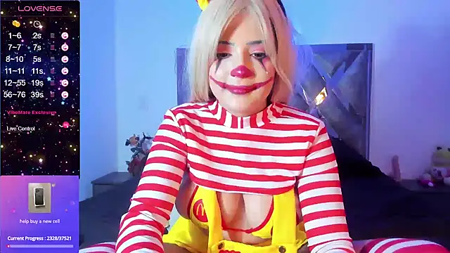 Snapshot of cutesarah_ chatting on 2, 12, 2024 cutesarah online show from 2, 12, 2024