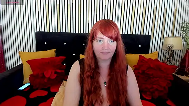 Snapshot of SinFulTitsDD chatting on 27, 6, 2026 SinFulTitsDD online show from 27, 6, 2026