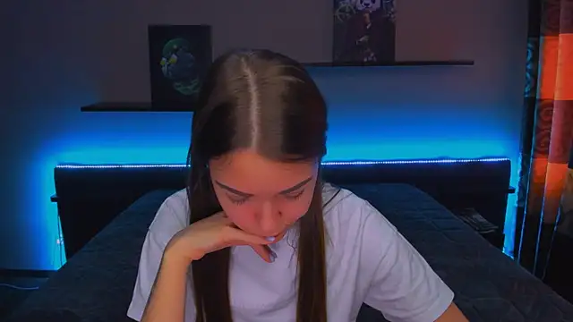 AlexaBarkley online show from 11, 3, 2025