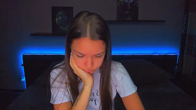 AlexaBarkley online show from 7, 11, 2025