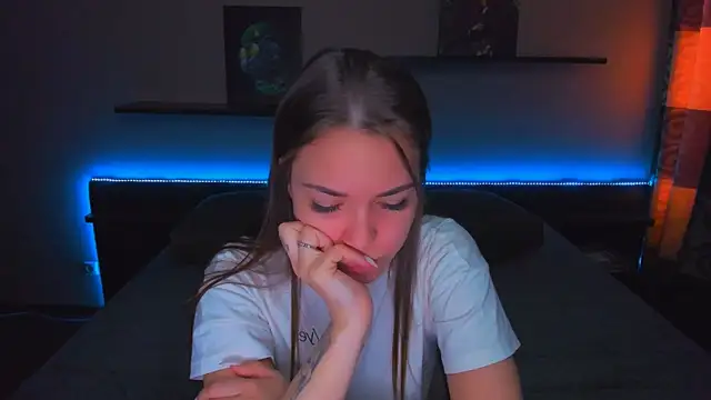 AlexaBarkley online show from 22, 4, 2026