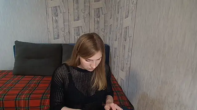 Pilly green  online show from 25, 4, 2026