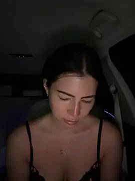 clairewntr online show from 23, 4, 2026