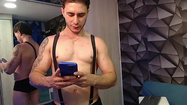 Snapshot of Latino_stud4u chatting on 7, 2, 2025 Latino stud4u online show from 7, 2, 2025