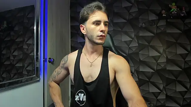 Snapshot of Latino_stud4u chatting on 14, 3, 2025 Latino stud4u online show from 14, 3, 2025