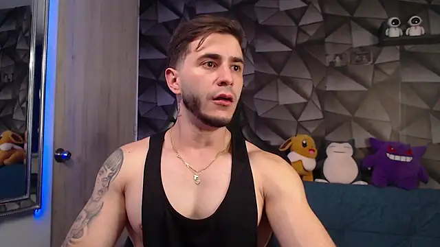 Snapshot of Latino_stud4u chatting on 22, 10, 2025 Latino stud4u online show from 22, 10, 2025