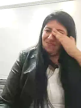 Snapshot of aisha_latina chatting on 21, 1, 2025 aisha latina online show from 21, 1, 2025