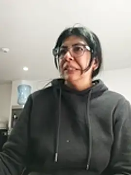 Snapshot of aisha_latina chatting on 6, 11, 2025 aisha latina online show from 6, 11, 2025