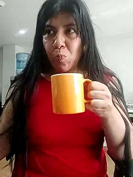 aisha latina online show from 23, 4, 2026