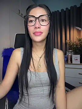 Jasmine Elcock online show from 3, 6, 2026