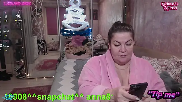 Snapshot of femme_fatale1 chatting on 30, 12, 2024 femme fatale1 online show from 30, 12, 2024