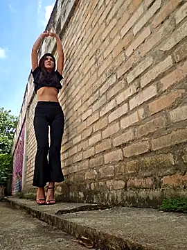 Yuky ta online show from 26, 4, 2026