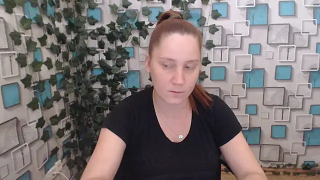 Snapshot of JosieJun_ chatting on 17, 9, 2025 JosieJun online show from 17, 9, 2025