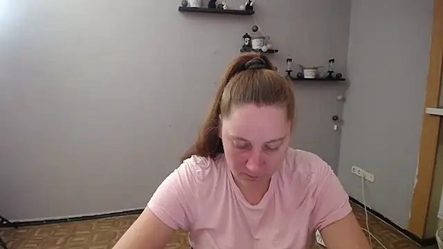 Snapshot of JosieJun_ chatting on 27, 9, 2025 JosieJun online show from 27, 9, 2025