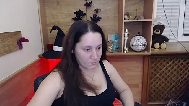 Snapshot of JosieJun_ chatting on 4, 11, 2025 JosieJun online show from 4, 11, 2025