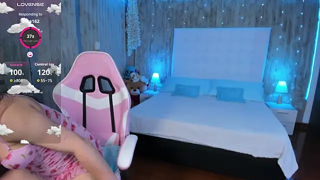 Snapshot of floryn_susana chatting on 2, 10, 2025 floryn susana online show from 2, 10, 2025