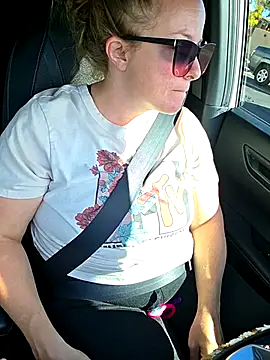 julimonroe online show from 29, 9, 2025