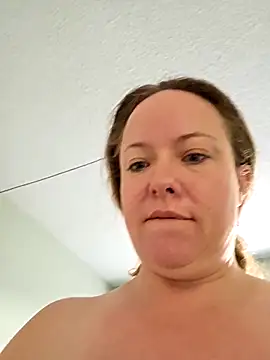 julimonroe online show from 9, 2, 2026