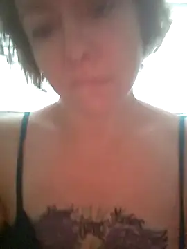 julimonroe online show from 25, 4, 2026