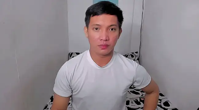 xSebastian19 online show from 19, 12, 2024